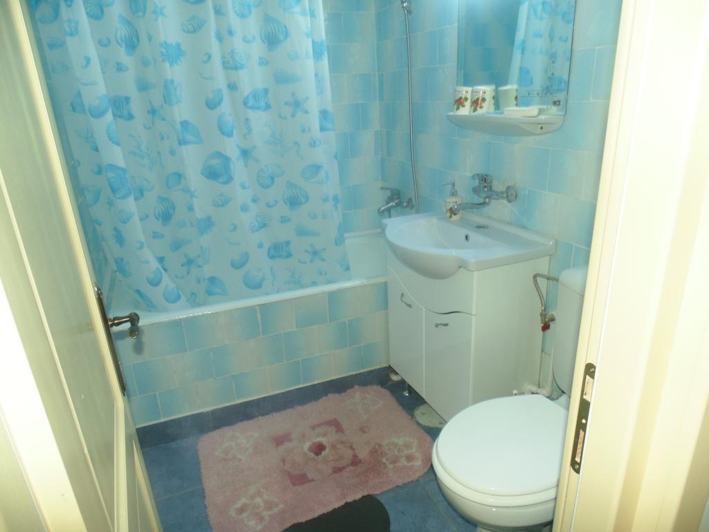 Lary Apartament Suceava Habitación foto
